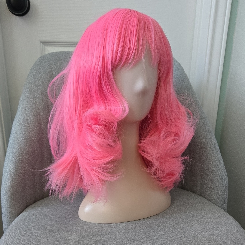 Vibrant Pink Women's Wig, NWOT